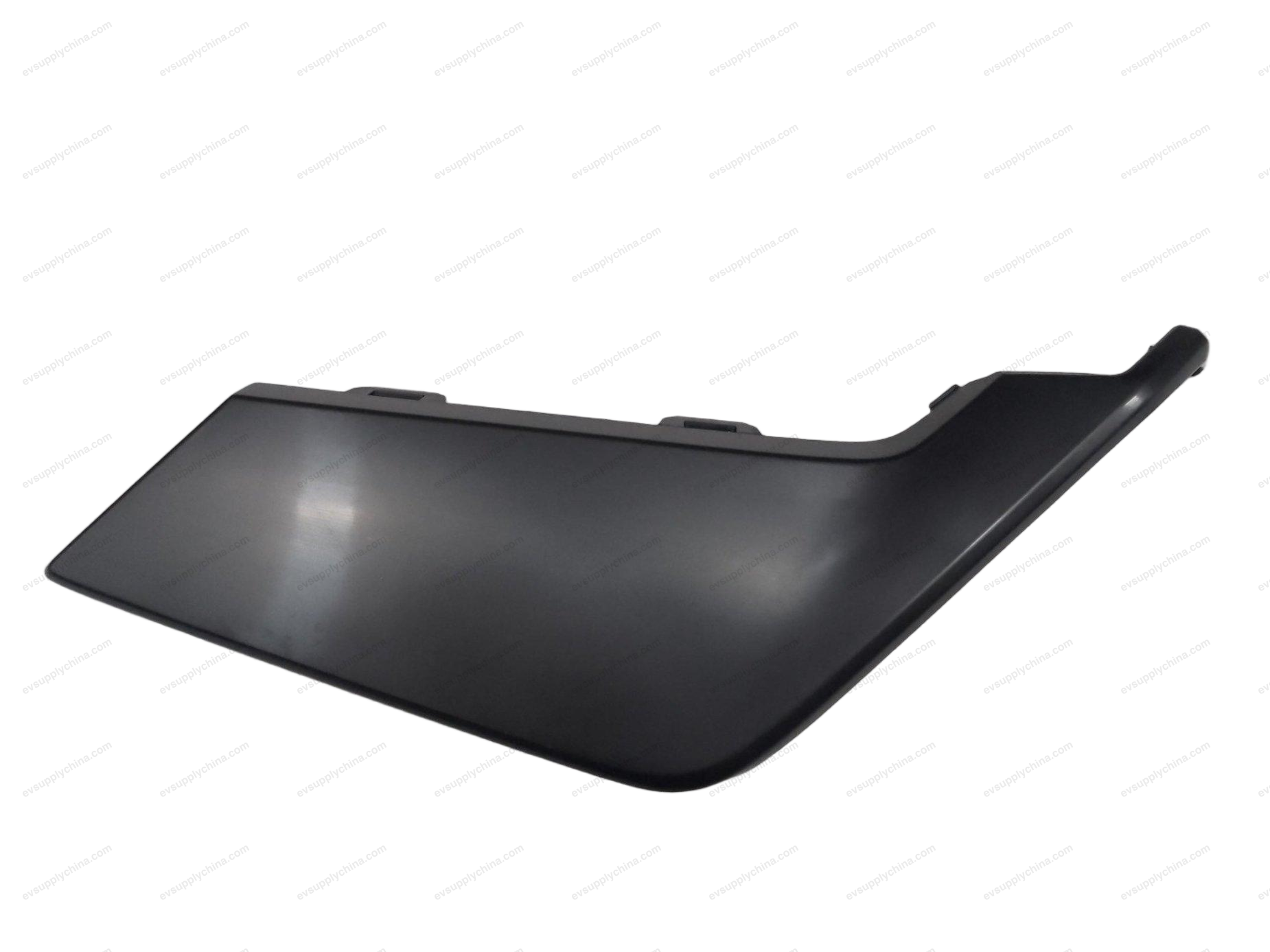Rear bumper lower right body decorative panel