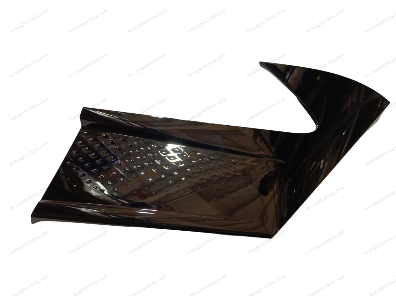 Right D-pillar exterior trim assembly — BYD Seagull