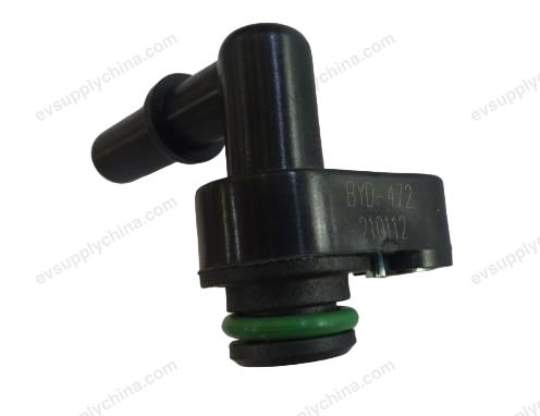 Cylinder block connected to one-way valve — BYD Seal 07 DM-i