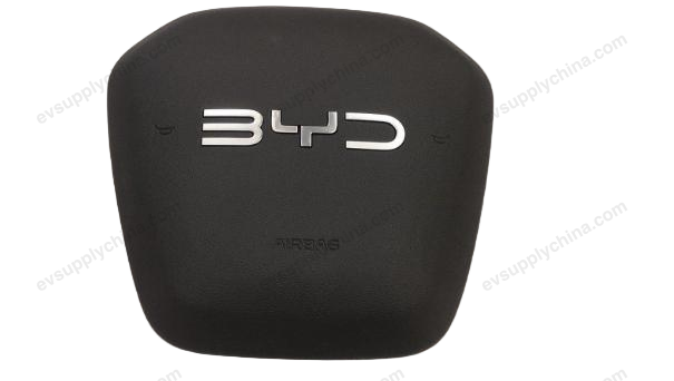Driver's airbag module is dark black. — BYD Seal 07 DM-i