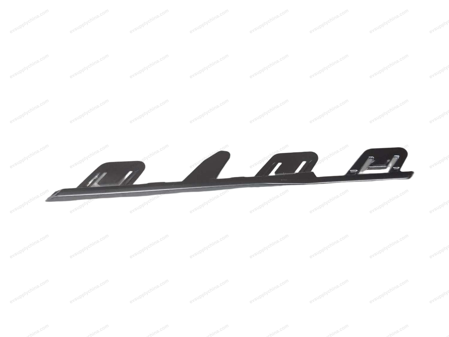 Front right air curtain decorative strip Ⅱ — BYD Song Plus EV (2025)