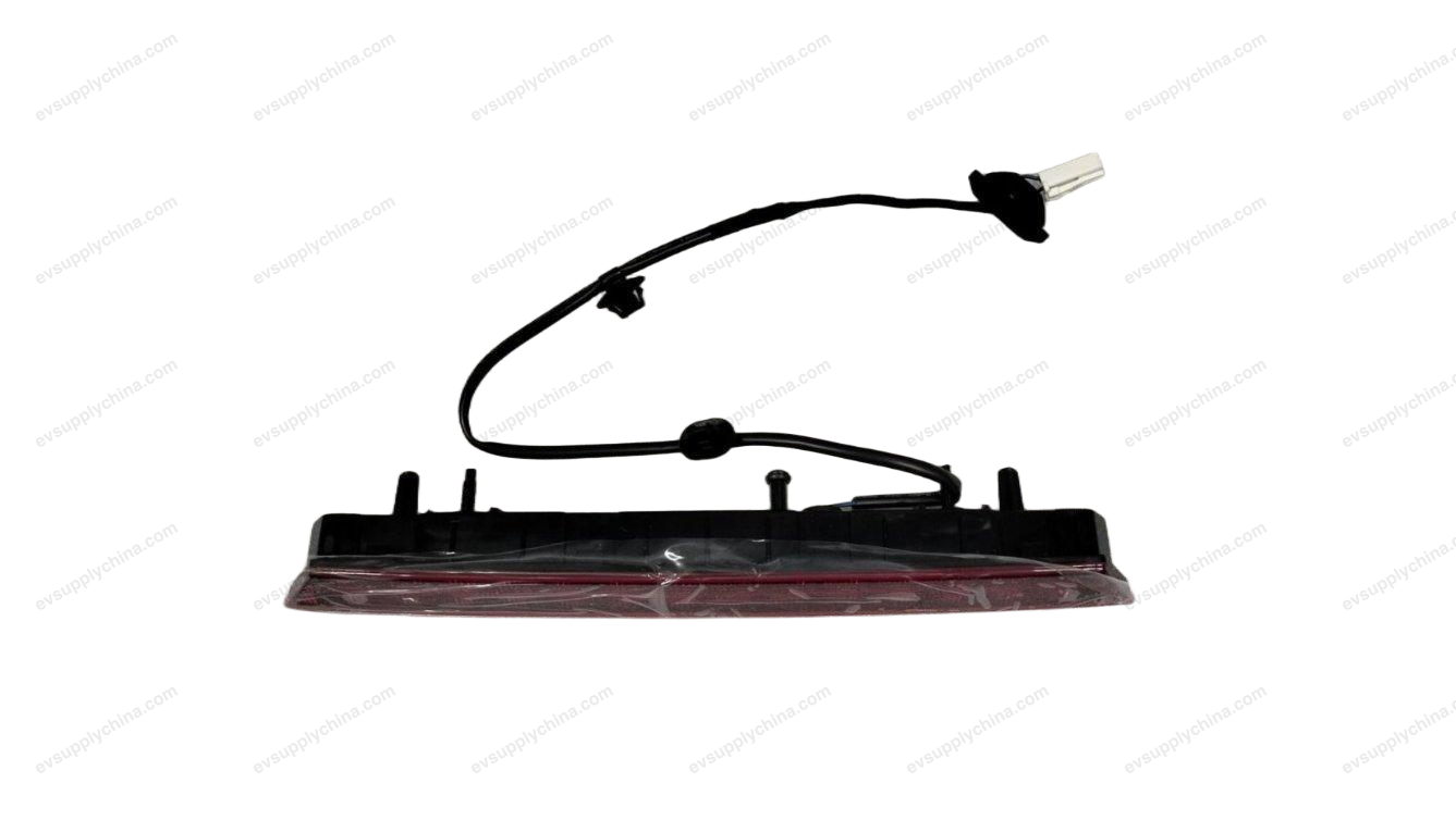 High-mounted brake light — BYD Dolphin
